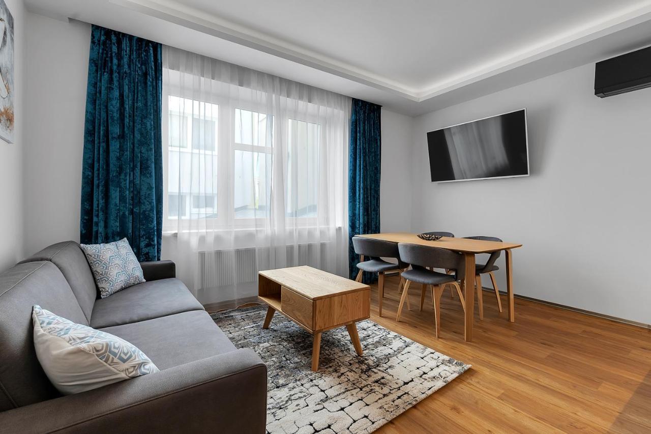 Novy Designovy Apartman S Klimatizaci Rychnov nad Kneznou Bagian luar foto