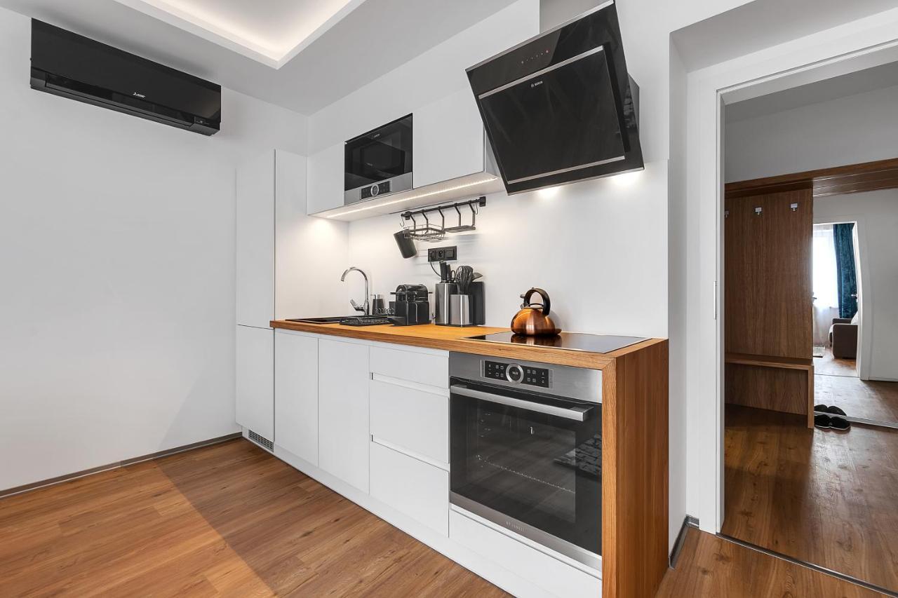 Novy Designovy Apartman S Klimatizaci Rychnov nad Kneznou Bagian luar foto